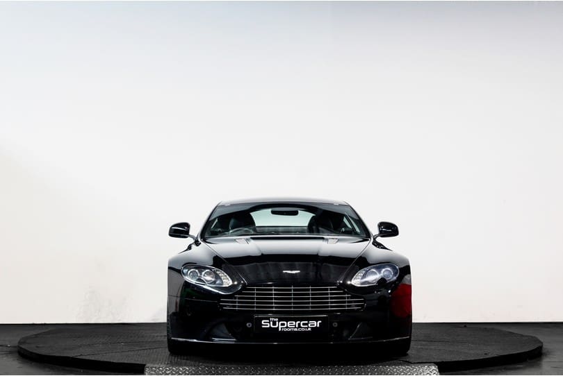 Aston Martin Vantage S The Supercar Rooms (8)