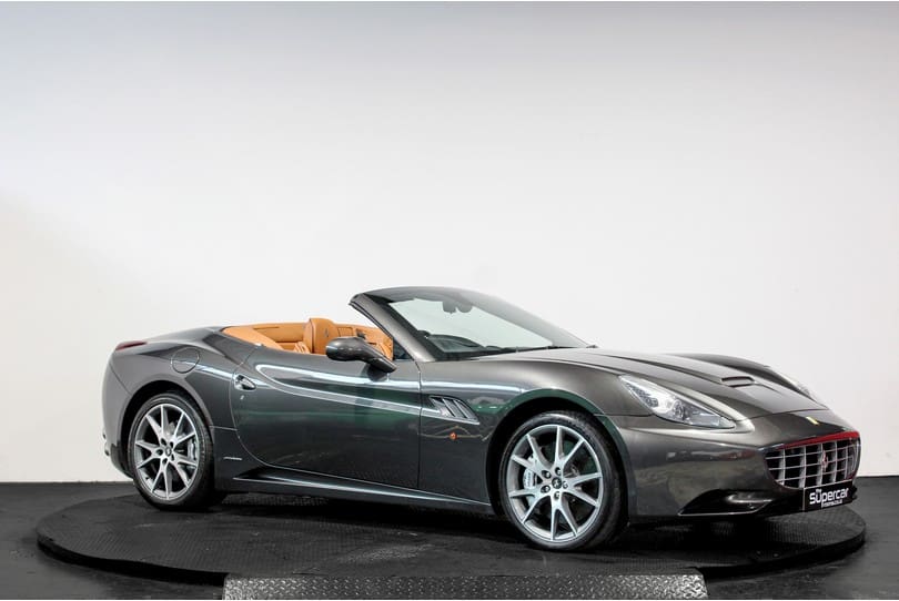 Ferrari California 30 The Supercar Rooms (1)