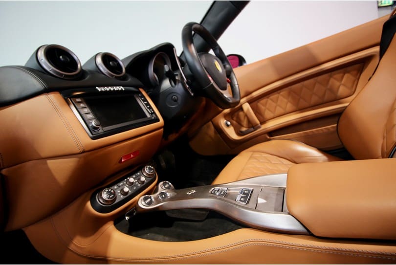 Ferrari California 30 The Supercar Rooms (29)