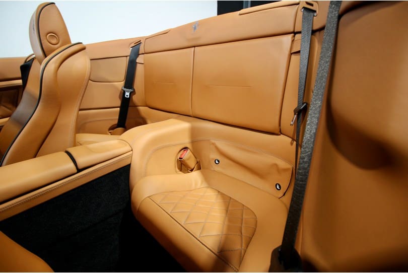 Ferrari California 30 The Supercar Rooms (33)