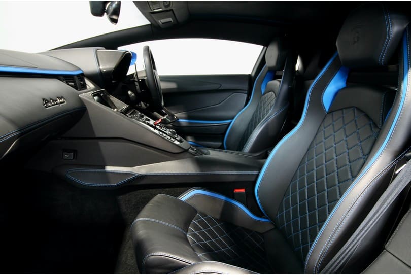 Lamborghini Aventador S The Supercar Rooms (11)