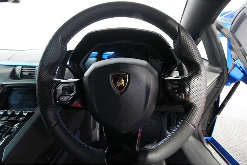 Lamborghini Aventador S The Supercar Rooms (16)