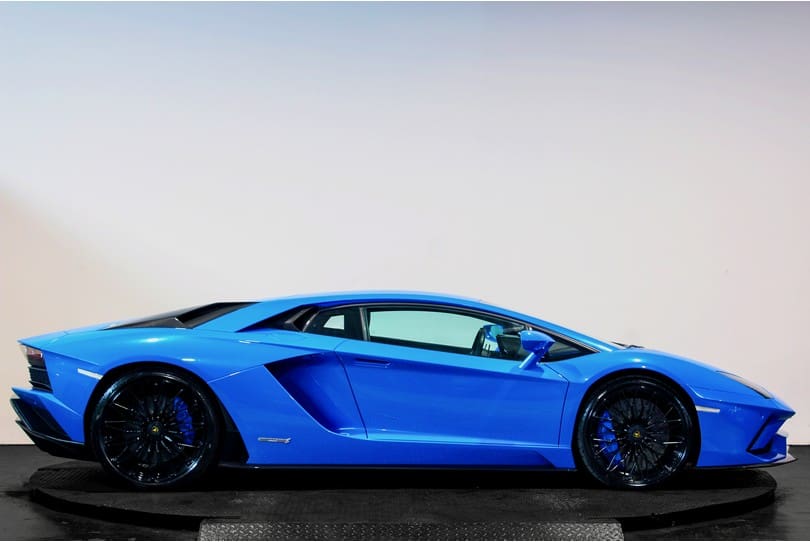 Lamborghini Aventador S The Supercar Rooms (2)