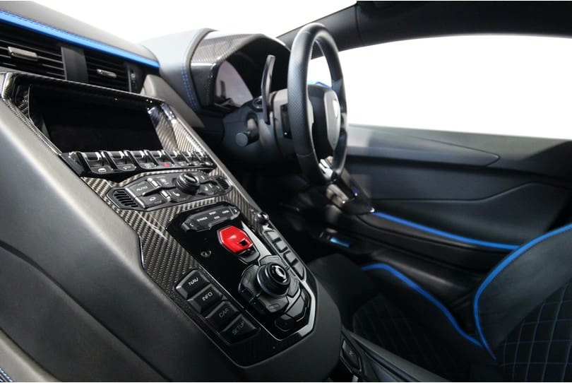 Lamborghini Aventador S The Supercar Rooms (23)