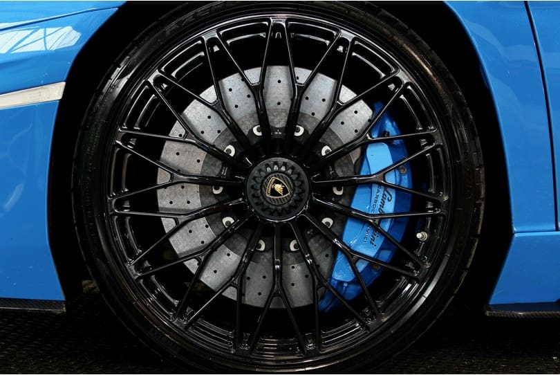 Lamborghini Aventador S The Supercar Rooms (32)