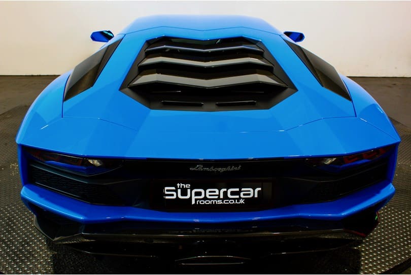 Lamborghini Aventador S The Supercar Rooms (51)