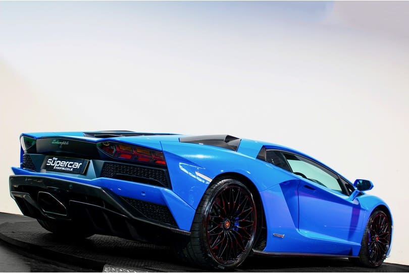 Lamborghini Aventador S The Supercar Rooms (56)