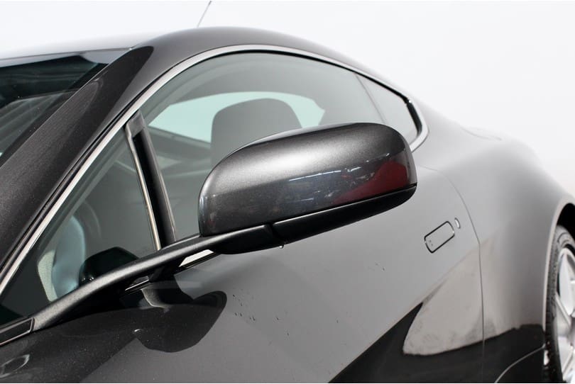 Aston Martin Vantage The Supercar Rooms (36)