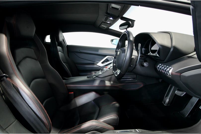 Lamborghini Aventador The Supercar Rooms (10)