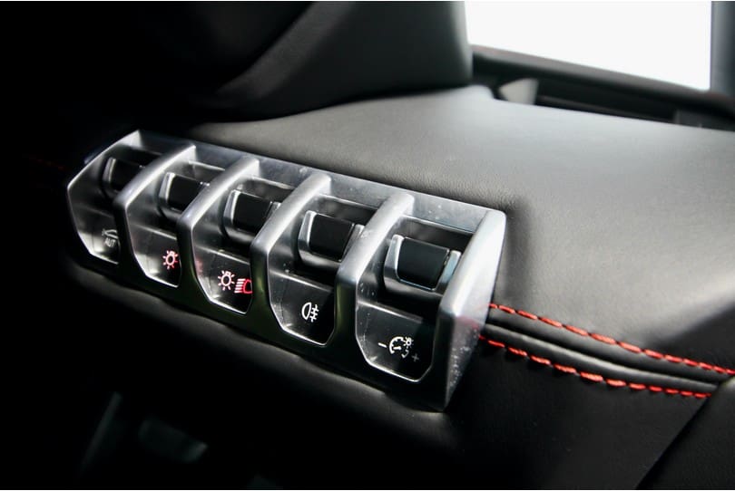 Lamborghini Aventador The Supercar Rooms (22)