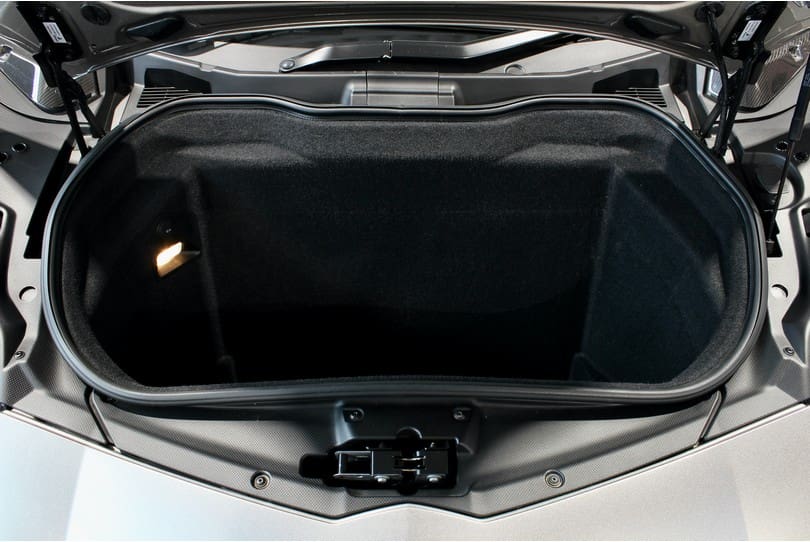 Lamborghini Aventador The Supercar Rooms (28)