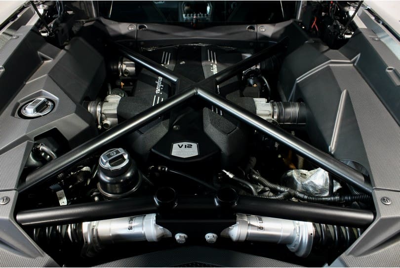 Lamborghini Aventador The Supercar Rooms (29)