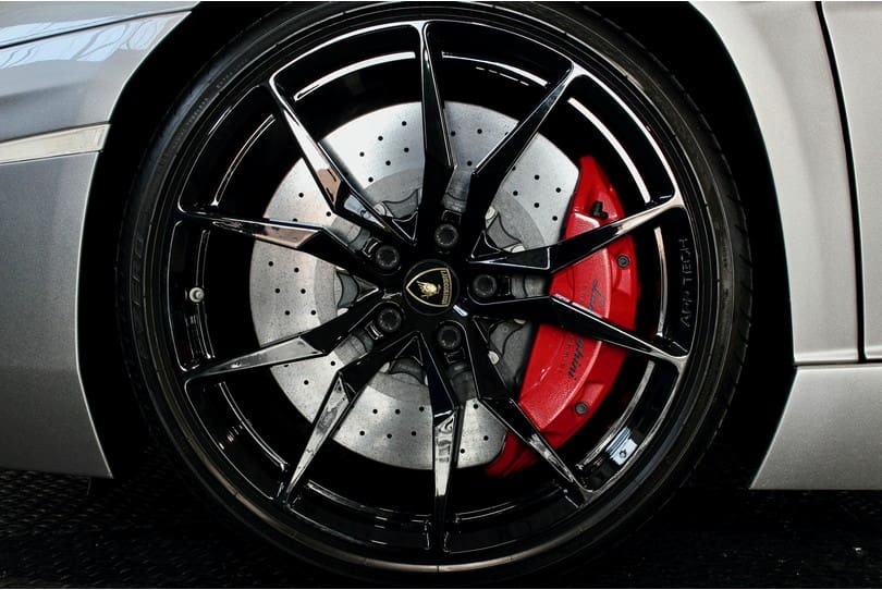 Lamborghini Aventador The Supercar Rooms (33)