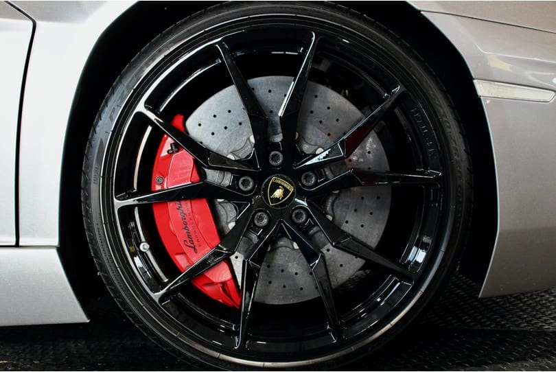 Lamborghini Aventador The Supercar Rooms (35)