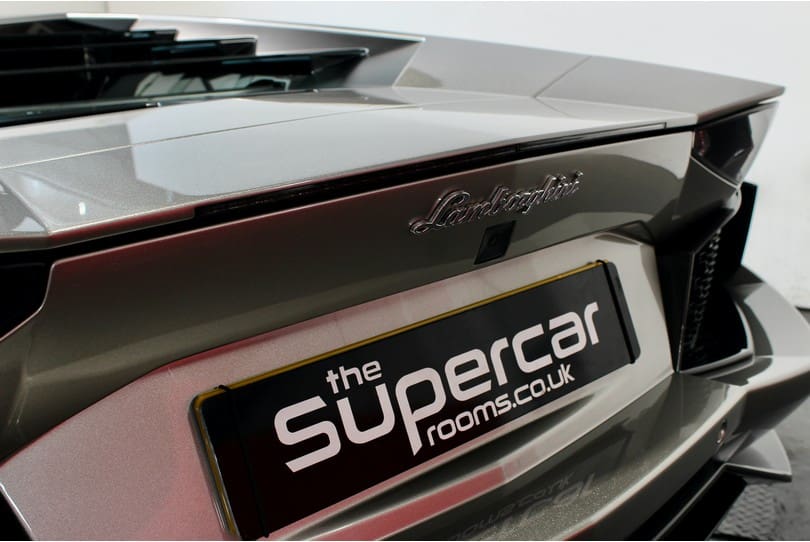 Lamborghini Aventador The Supercar Rooms (50)