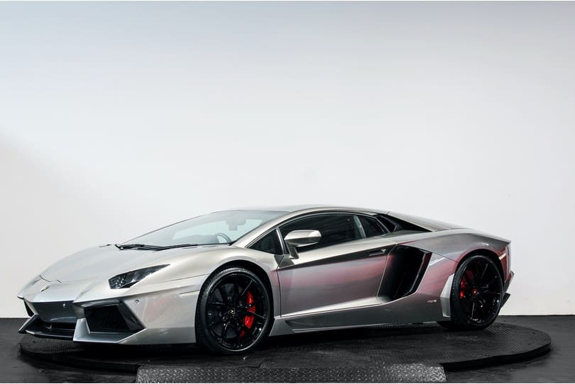 Lamborghini Aventador The Supercar Rooms (7)