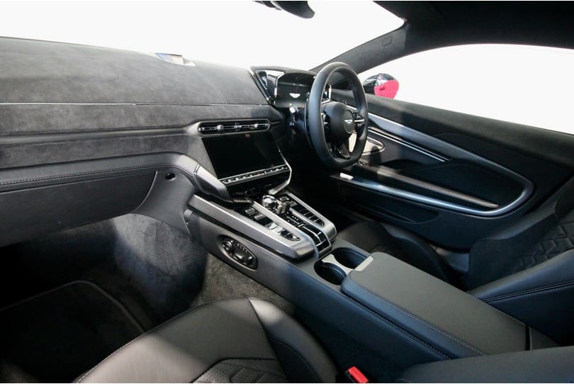 Aston Martin Vanquish The Supercar Rooms (24)