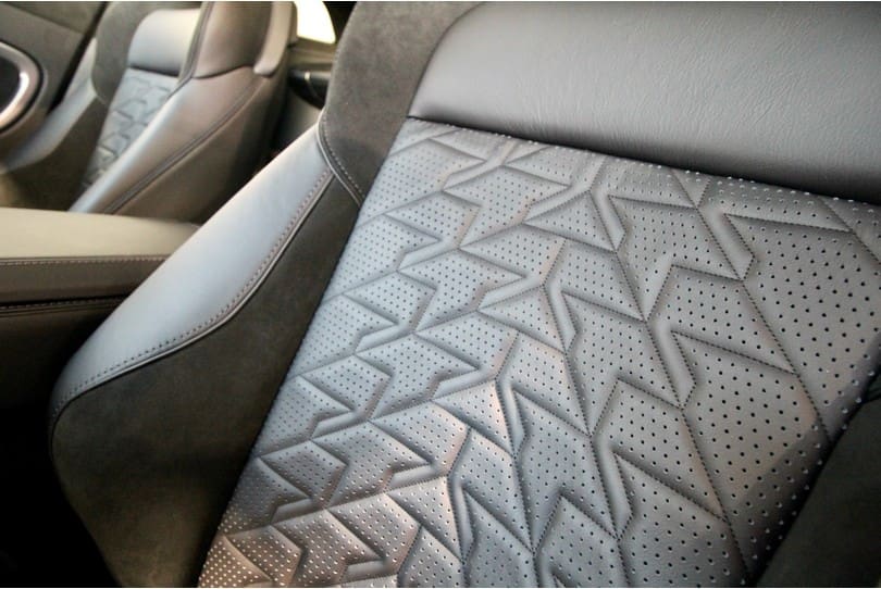 Aston Martin Vanquish The Supercar Rooms (28)