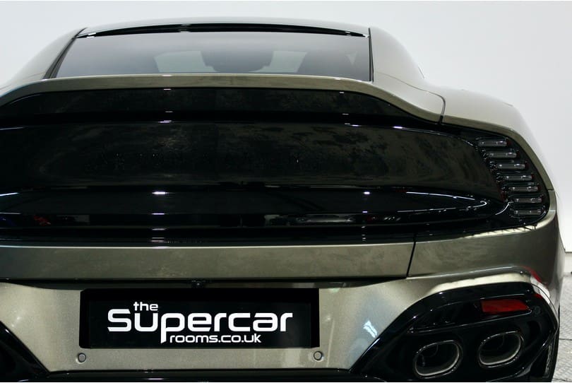 Aston Martin Vanquish The Supercar Rooms (39)