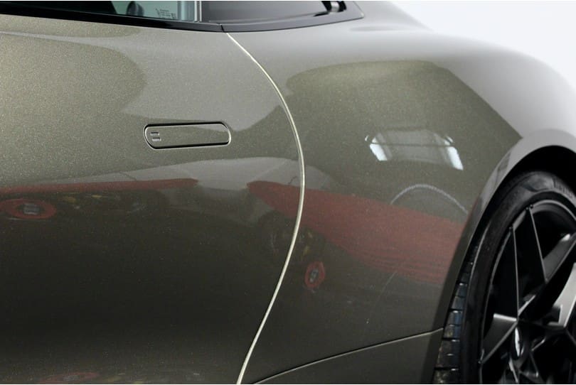 Aston Martin Vanquish The Supercar Rooms (44)