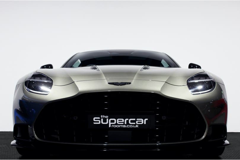 Aston Martin Vanquish The Supercar Rooms (48)