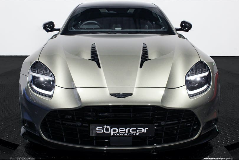 Aston Martin Vanquish The Supercar Rooms (49)