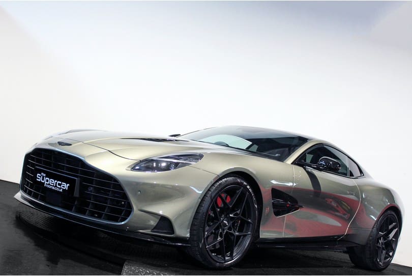 Aston Martin Vanquish The Supercar Rooms (52)