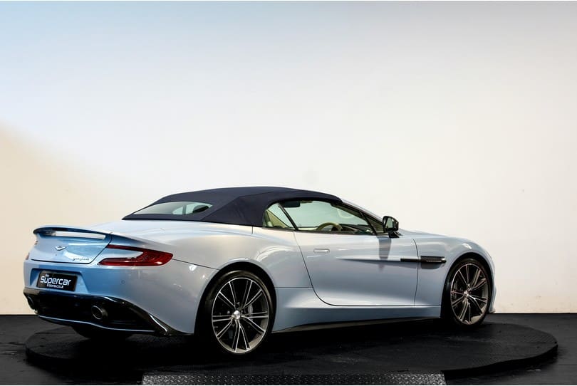 Aston Martin Vanquish Volante The Supercar Rooms (11)