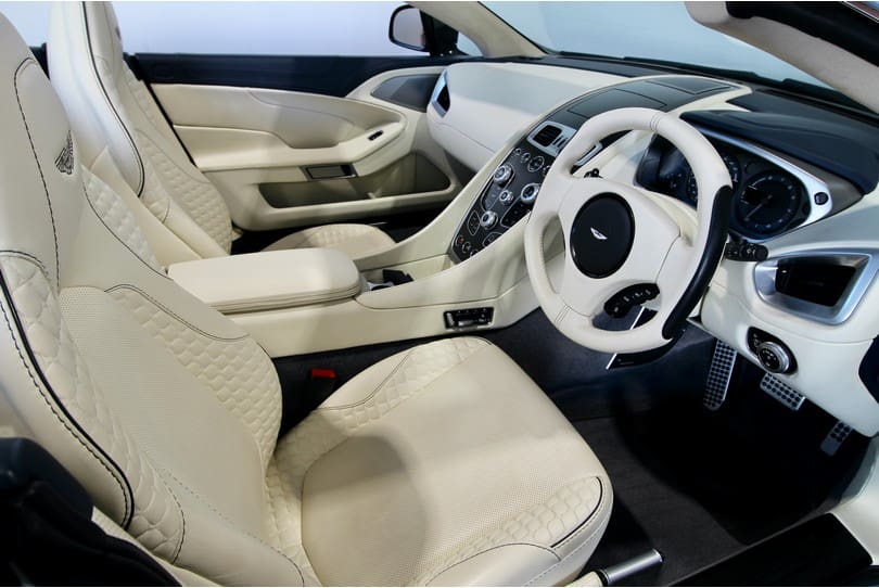 Aston Martin Vanquish Volante The Supercar Rooms (12)