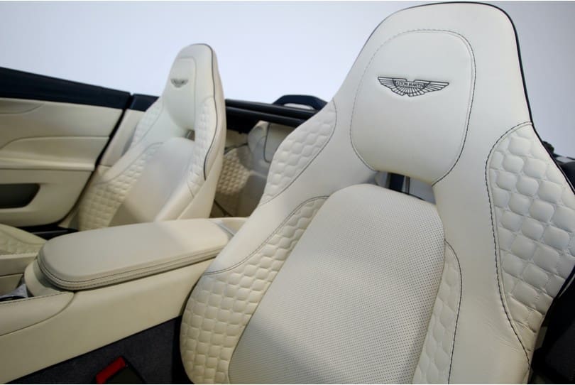 Aston Martin Vanquish Volante The Supercar Rooms (29)