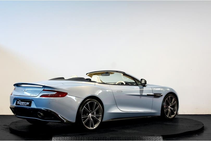 Aston Martin Vanquish Volante The Supercar Rooms (3)