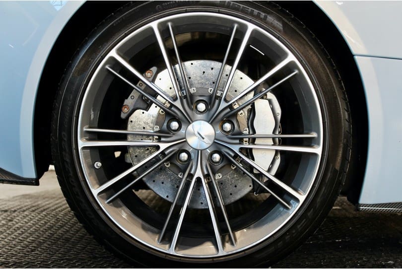 Aston Martin Vanquish Volante The Supercar Rooms (35)