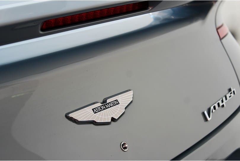 Aston Martin Vanquish Volante The Supercar Rooms (47)