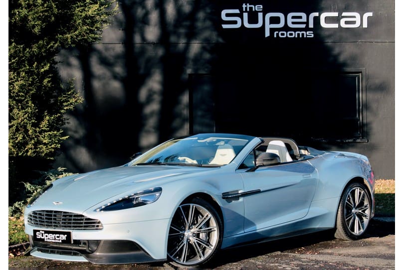 Aston Martin Vanquish Volante The Supercar Rooms (54)