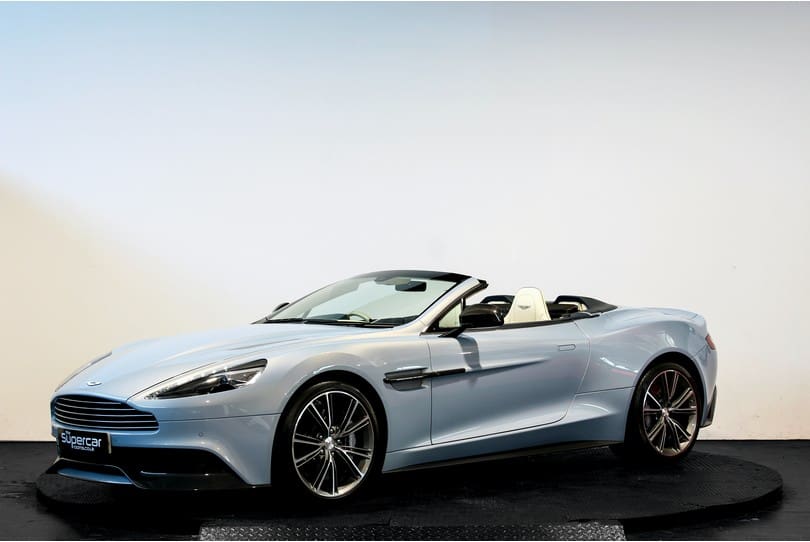 Aston Martin Vanquish Volante The Supercar Rooms (7)