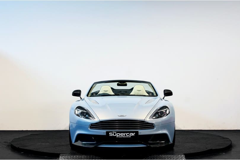 Aston Martin Vanquish Volante The Supercar Rooms (8)
