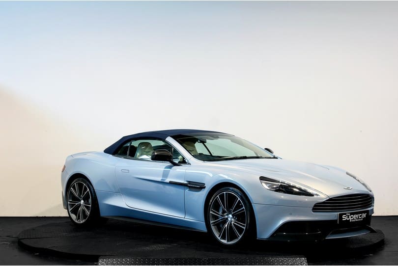 Aston Martin Vanquish Volante The Supercar Rooms (9)