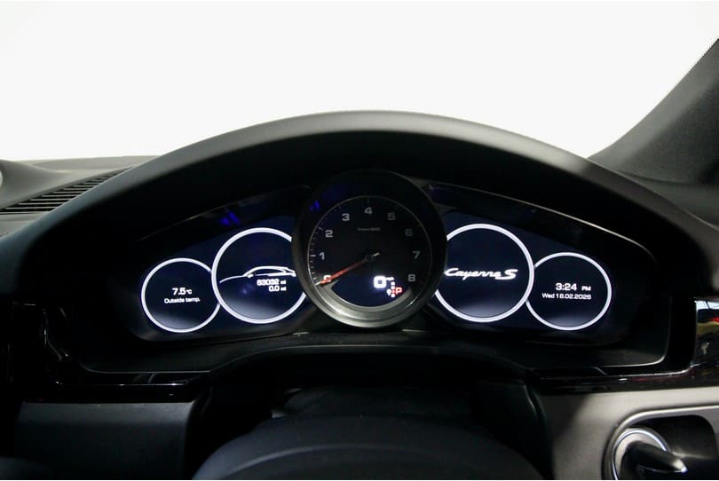 Porsche Cayenne S Coupe The Supercar Rooms (22)
