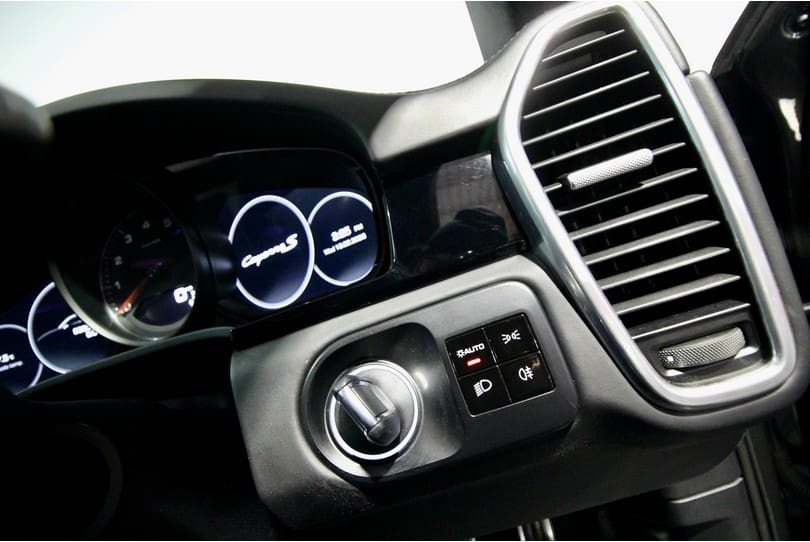 Porsche Cayenne S Coupe The Supercar Rooms (23)