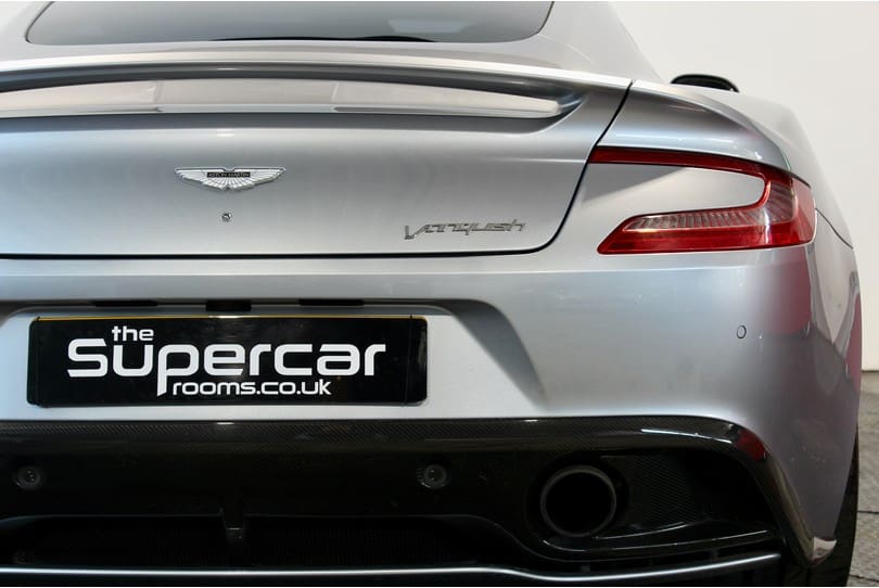Aston Martin Vanquish The Supercar Rooms (39)