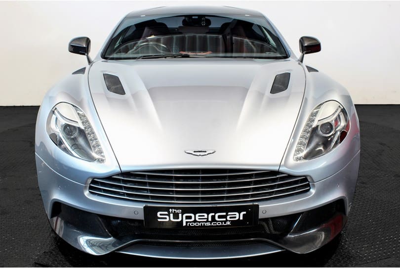 Aston Martin Vanquish The Supercar Rooms (51)