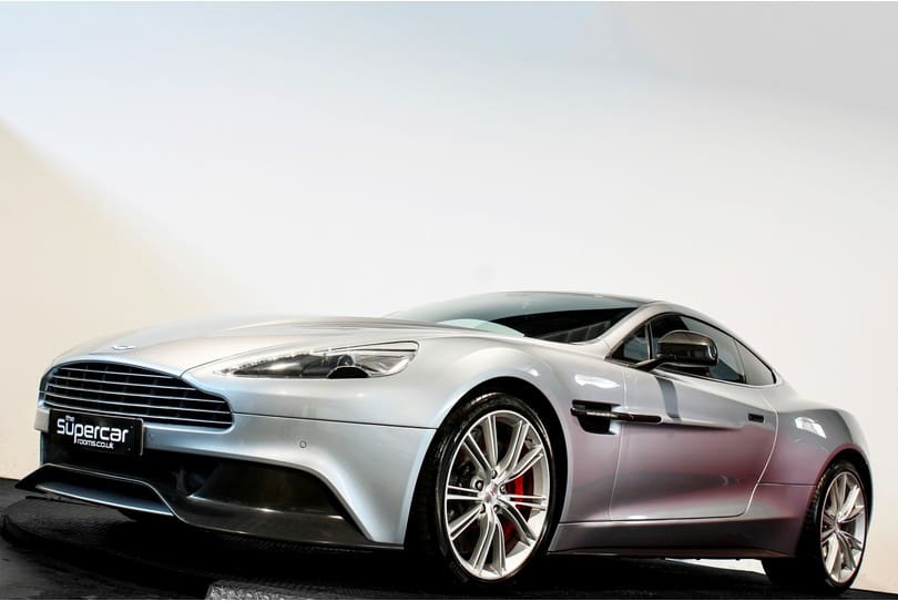 Aston Martin Vanquish The Supercar Rooms (54)