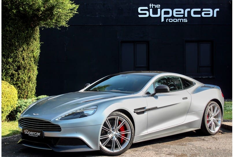 Aston Martin Vanquish The Supercar Rooms (56)