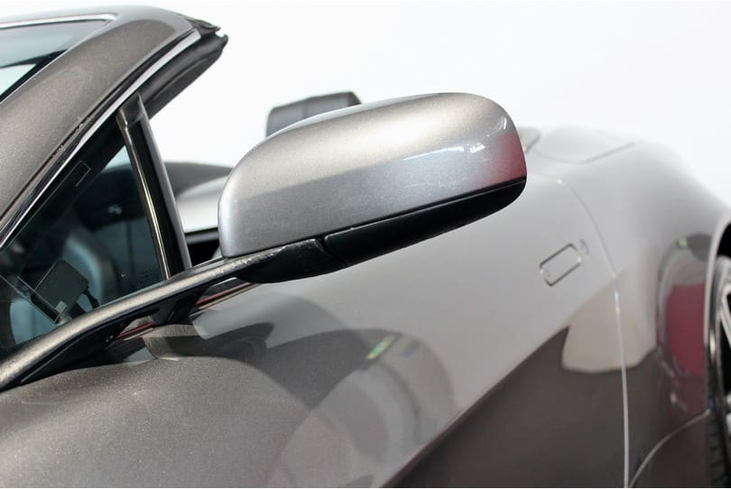 Aston Martin Vantage Roadster The Supercar Rooms (39)