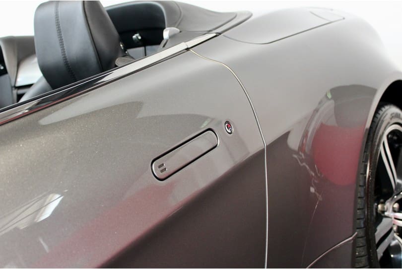 Aston Martin Vantage Roadster The Supercar Rooms (40)