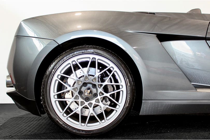Lamborghini Gallardo Lp560 4 Spyder The Supercar Rooms (50)