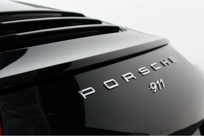 Porsche 991 Carrera Black Edition The Supercar Rooms (43)