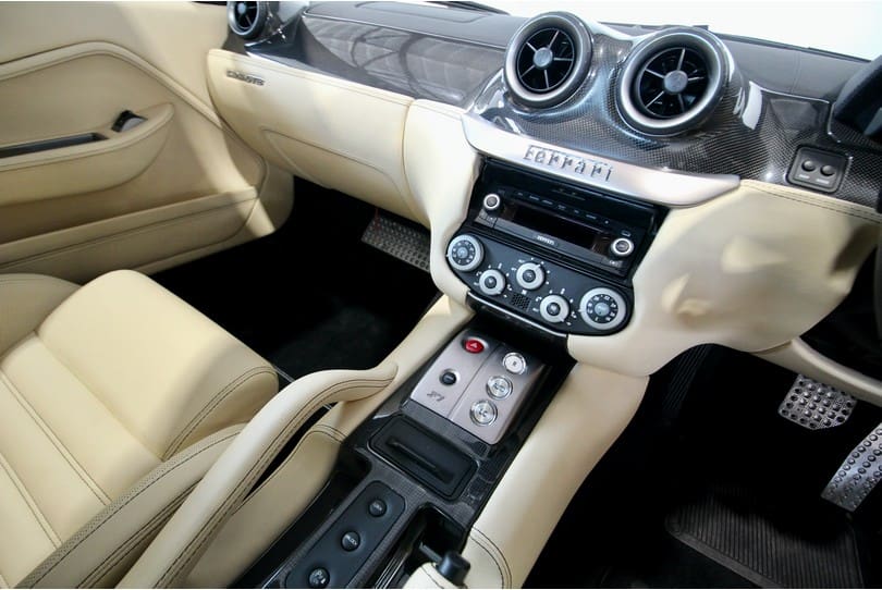 Ferrari 599 Gtb The Supercar Rooms (14)