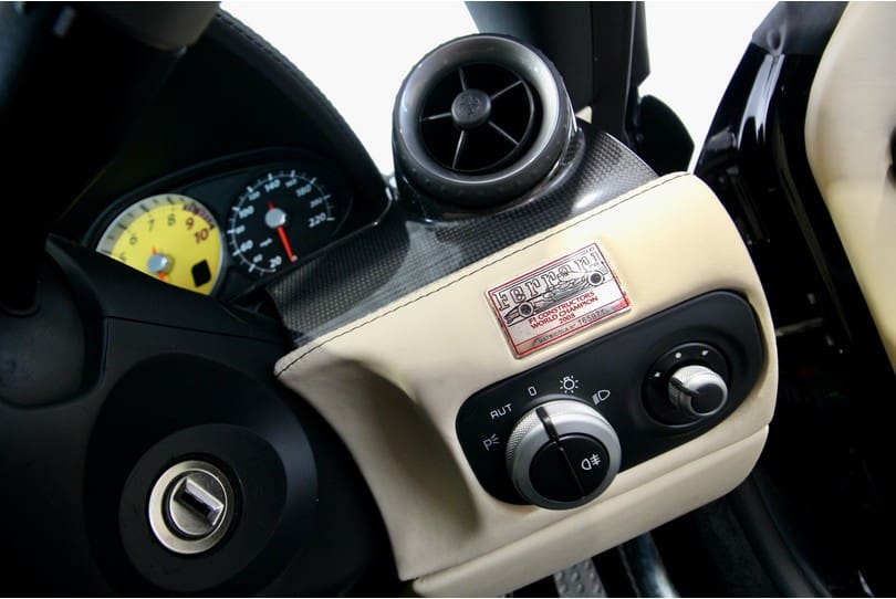 Ferrari 599 Gtb The Supercar Rooms (18)