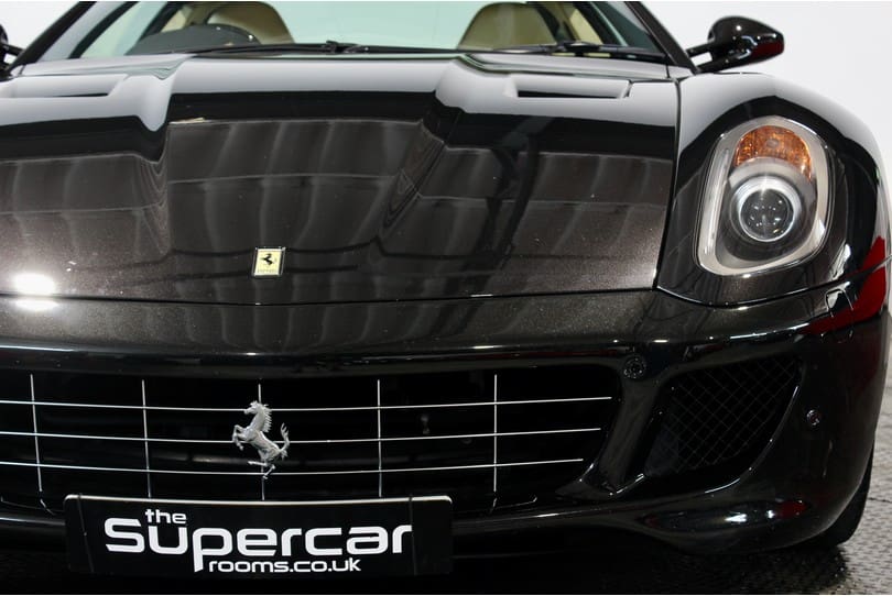 Ferrari 599 Gtb The Supercar Rooms (36)
